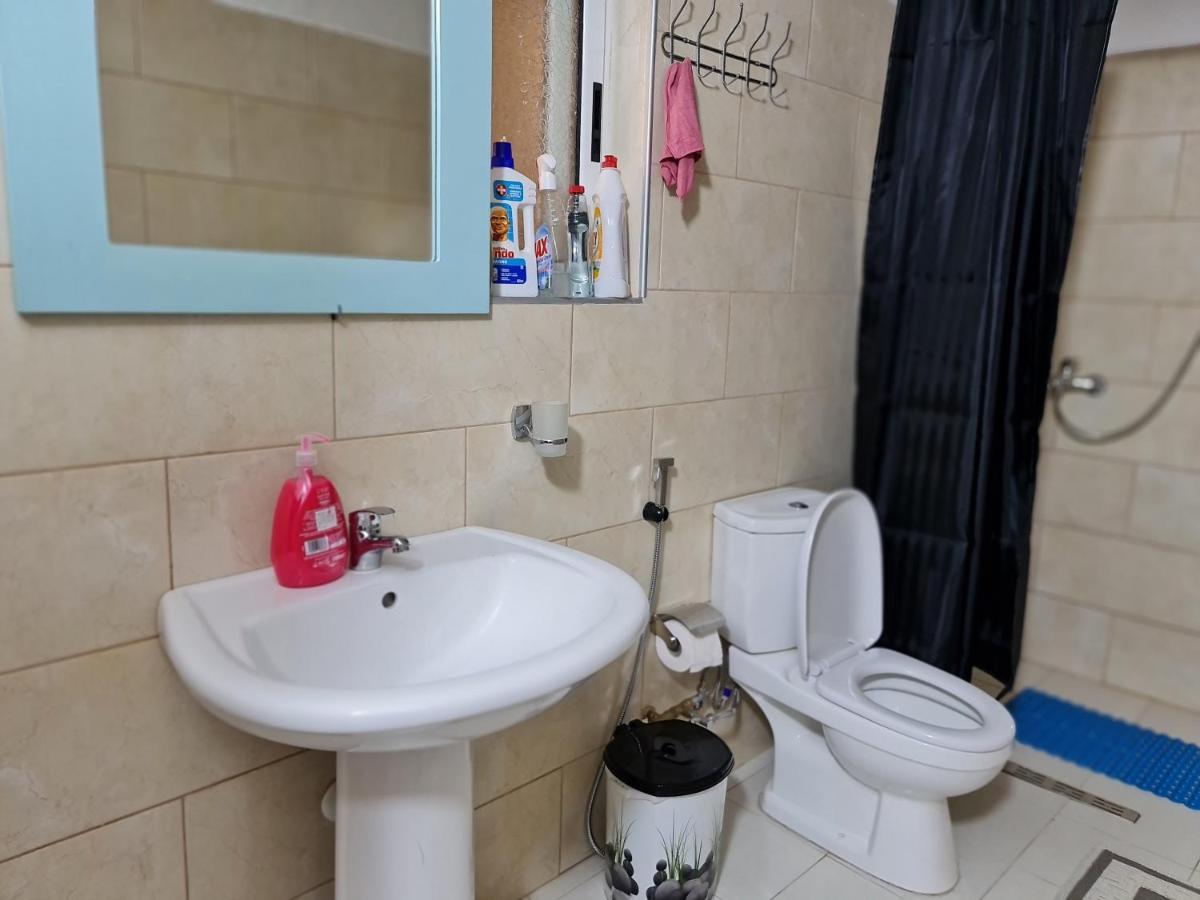 Jon'S Apartment Тирана Екстериор снимка